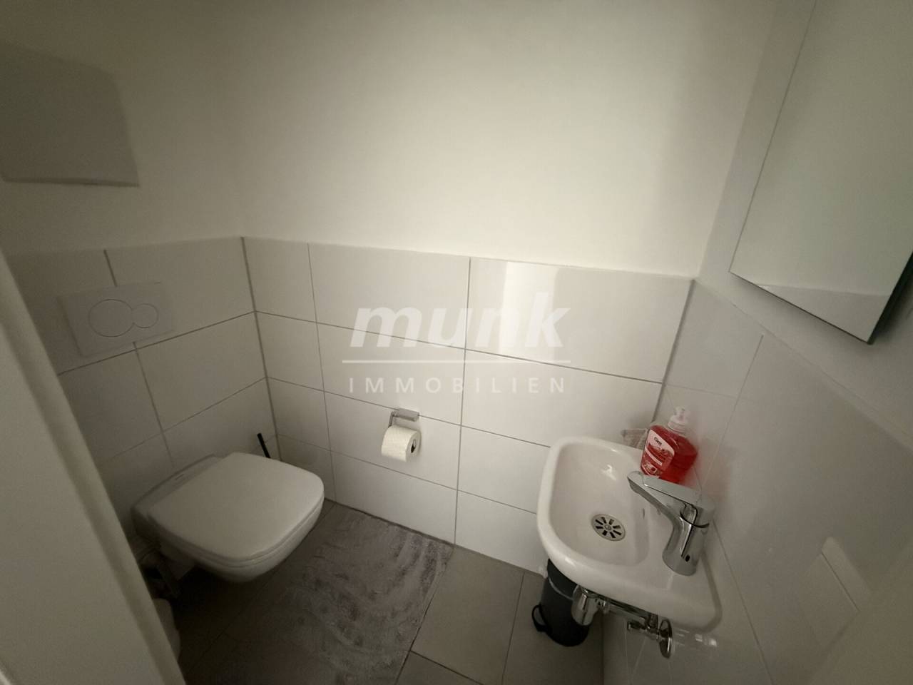 Gut gelegene 3-Zimmer-Wohnung mit Loggia im Grünen - Foto 5