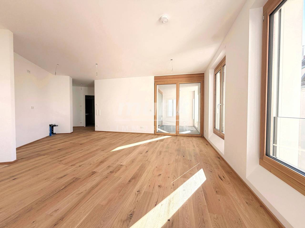 Exklusiver Erstbezug: Urbane 2-Zimmer-Wohnung mit Stil und Eleganz - Photo 4