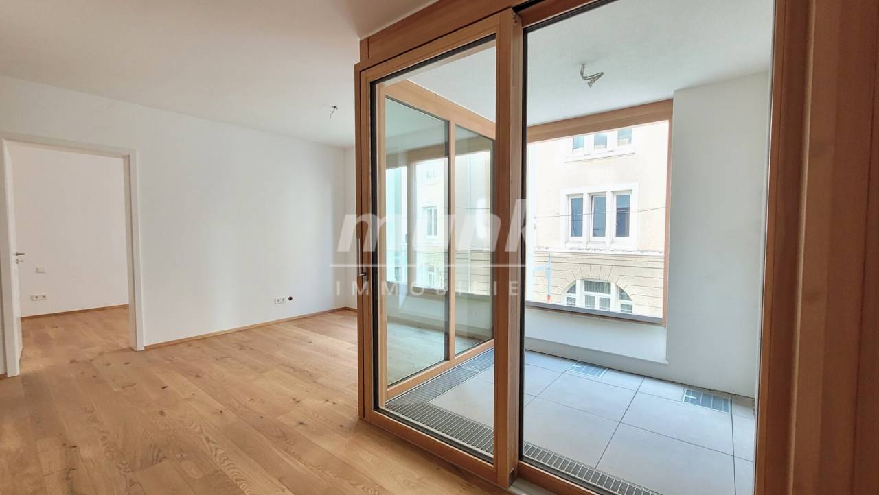Exklusiver Erstbezug: Hochwertige Neubauwohnung mit außergewöhnlichem Design - Photo 1