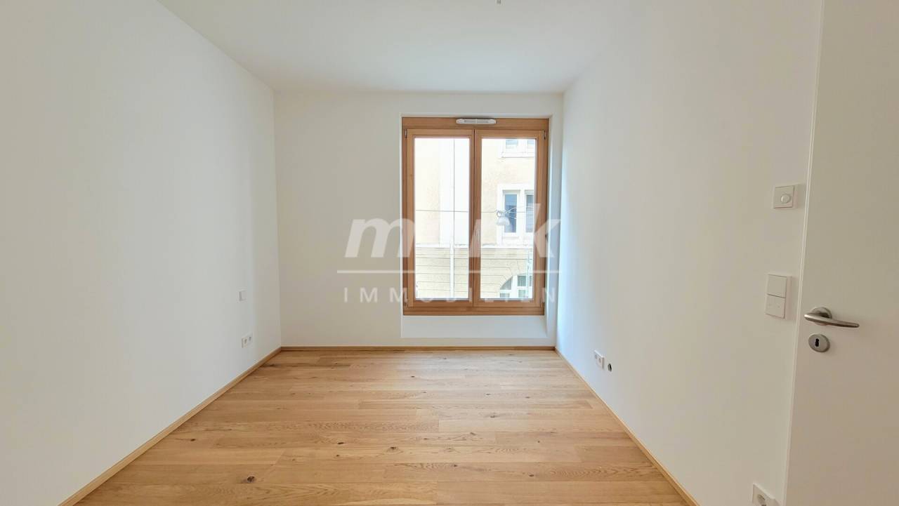 Exklusiver Erstbezug: Hochwertige Neubauwohnung mit außergewöhnlichem Design - Photo 3